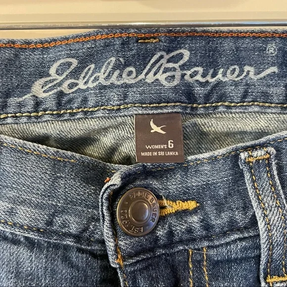 Eddie Bauer Women’s Specially Dyed Jean Shorts 6” Size 6 - Picture 9 of 13